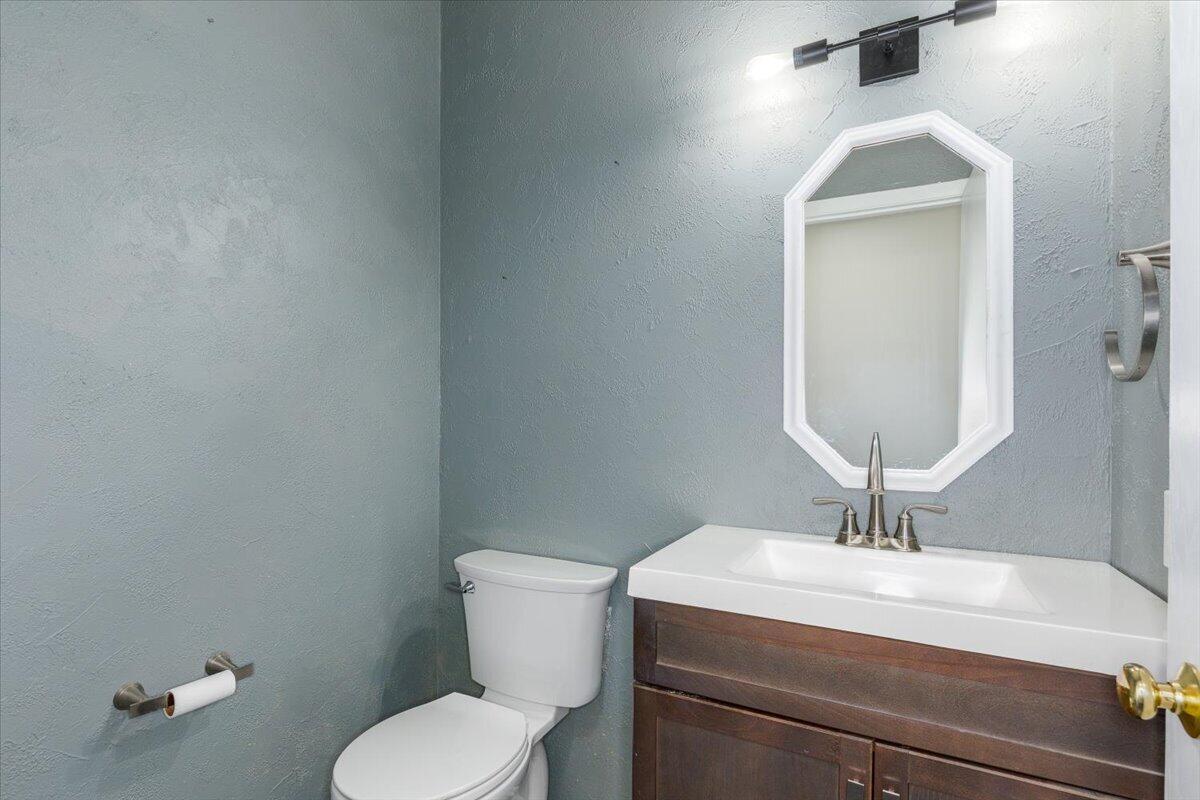 4532 Clemens Boulevard Property Photo 13