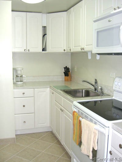 2572 Lemon Road 1106 Property Photo 4