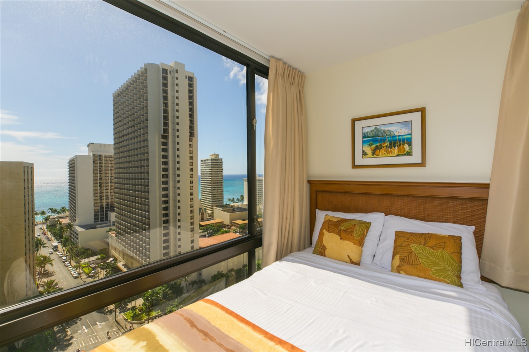 229 Paoakalani Avenue 2102 Property Photo 1