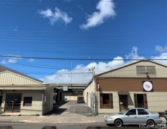 2726 Waiwai Loop Property Photo 1