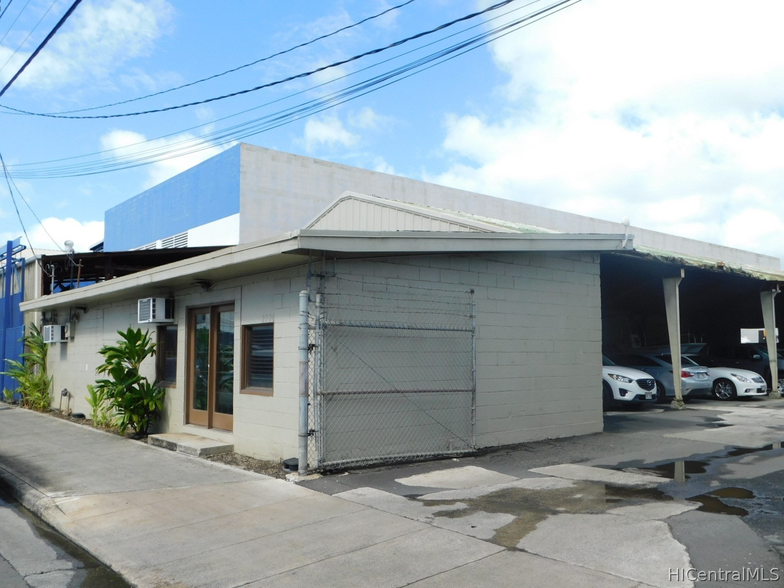 2726 Waiwai Loop Property Photo 16