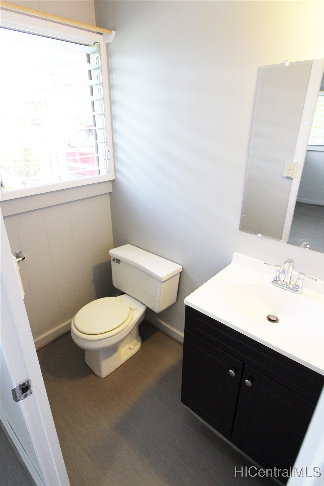 612 Ulumalu Street Property Photo 10