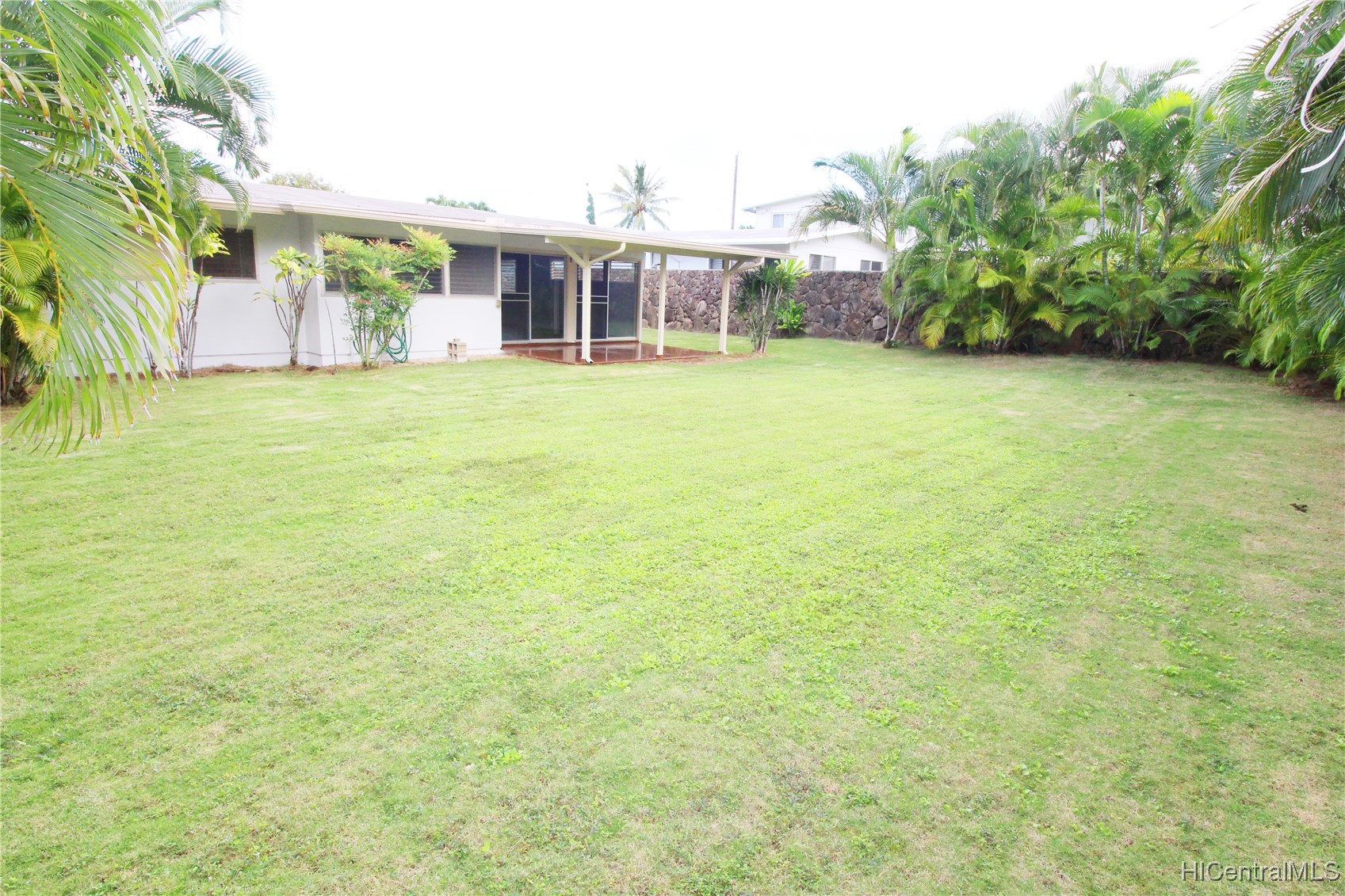 612 Ulumalu Street Property Photo 13