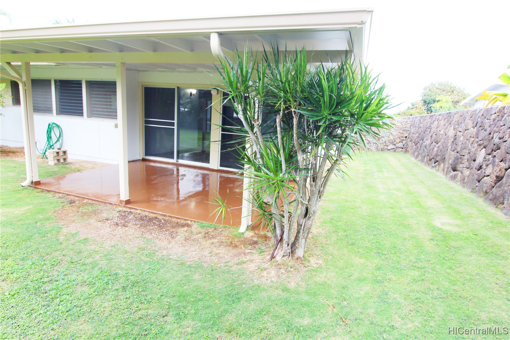 612 Ulumalu Street Property Photo 16