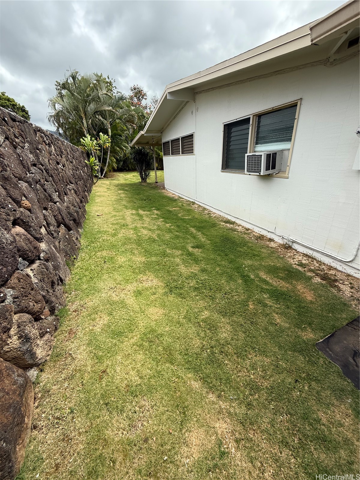 612 Ulumalu Street Property Photo 19