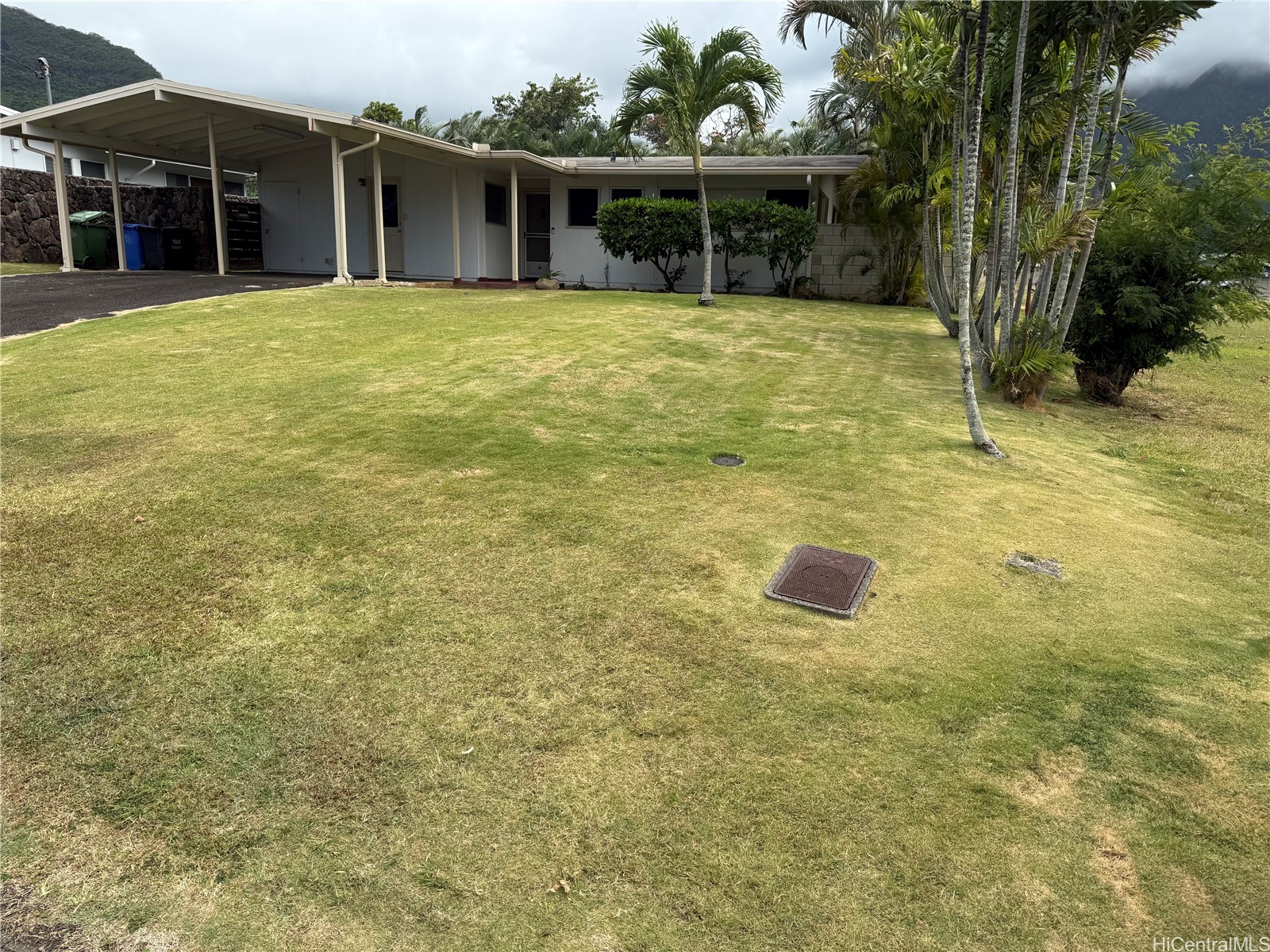 612 Ulumalu Street Property Photo 21