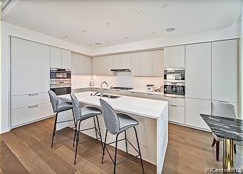 202106956 Property Photo 6