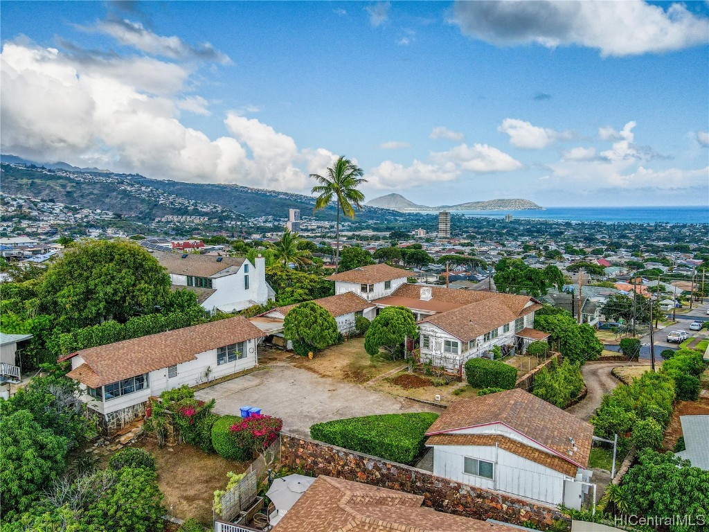 766 Ocean View Drive Property Photo