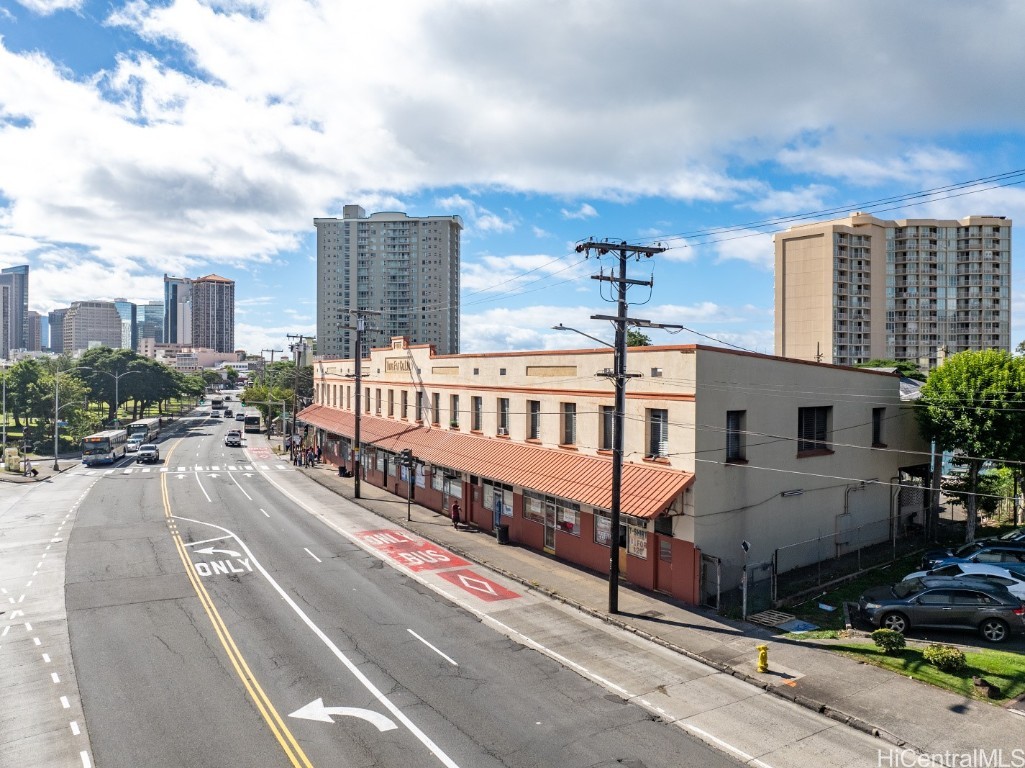 425 N King Street Property Photo