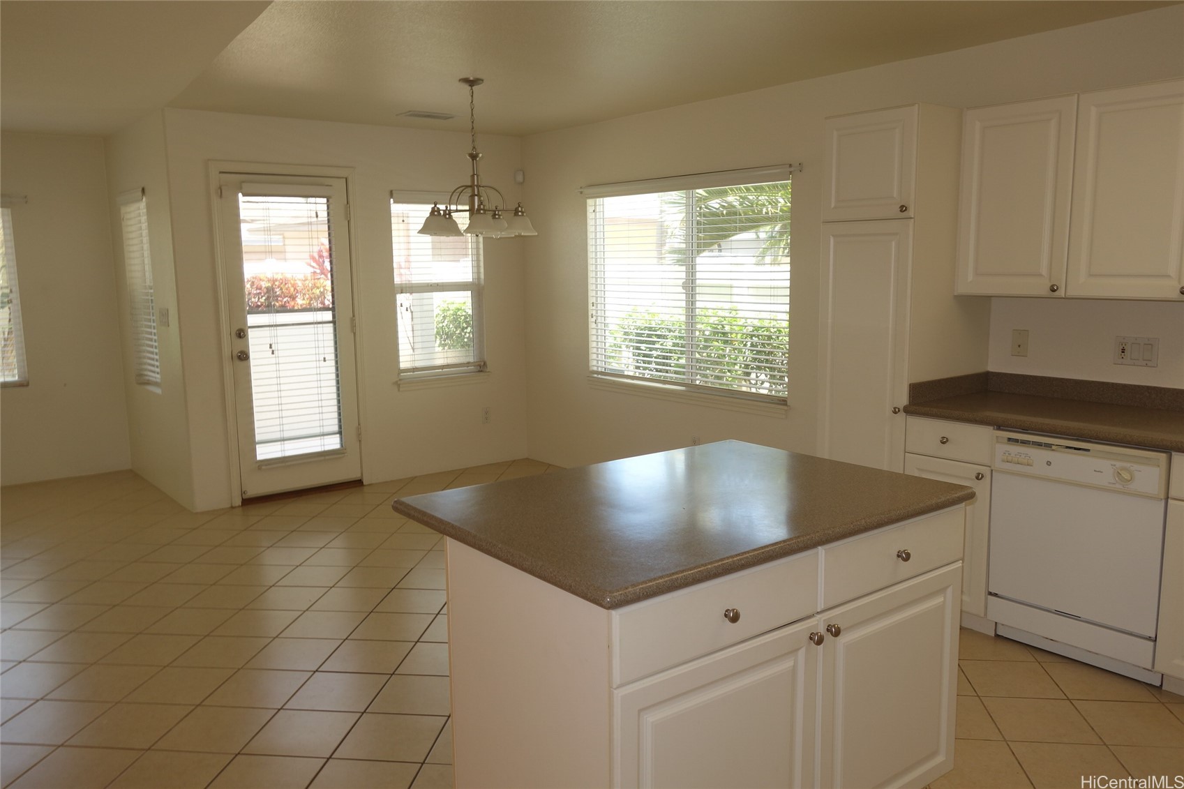 91-6426 Kapolei Parkway Property Photo 3