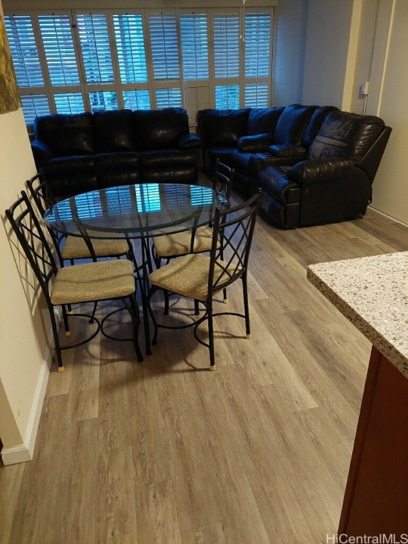 435 Seaside Avenue 807 Property Photo 6