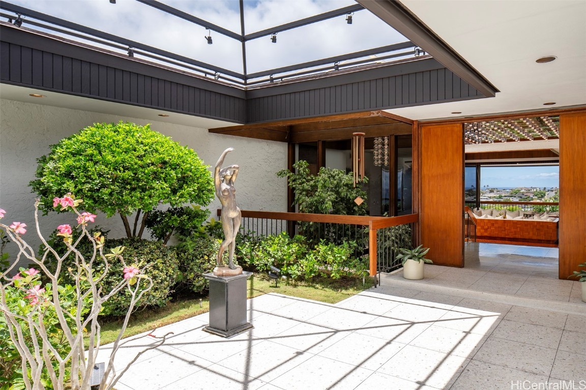 3869 Pokapahu Place Property Photo 2