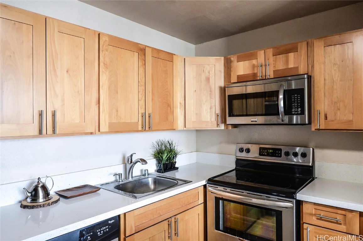 2240 Kuhio Avenue 1014 Property Photo 16