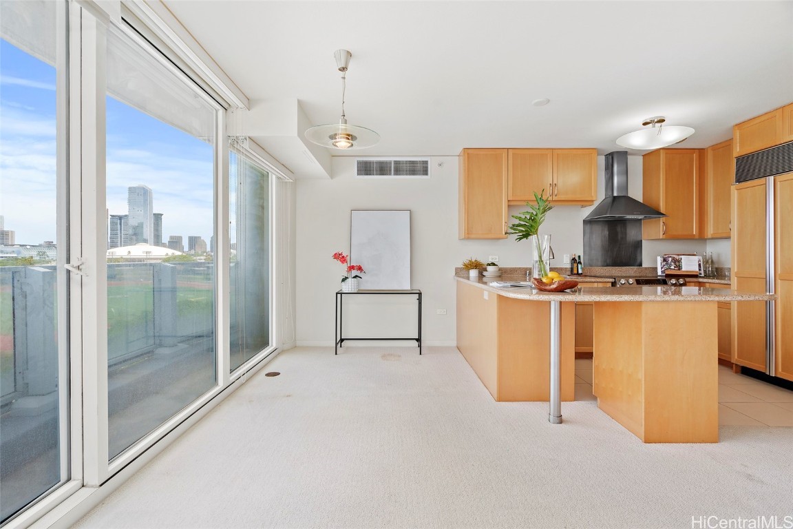 1288 Kapiolani Boulevard I-608 Property Photo 3