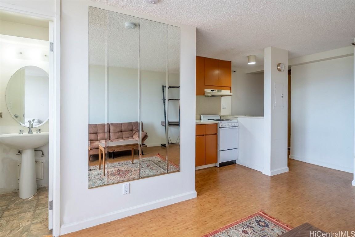 1060 Kamehameha Highway 2308b Property Photo 4