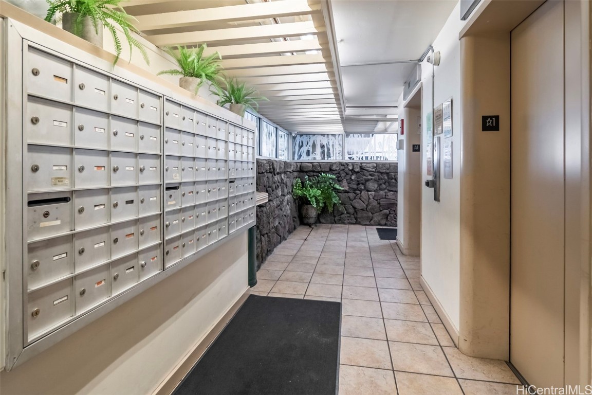 2355 Ala Wai Boulevard 201 Property Photo 16