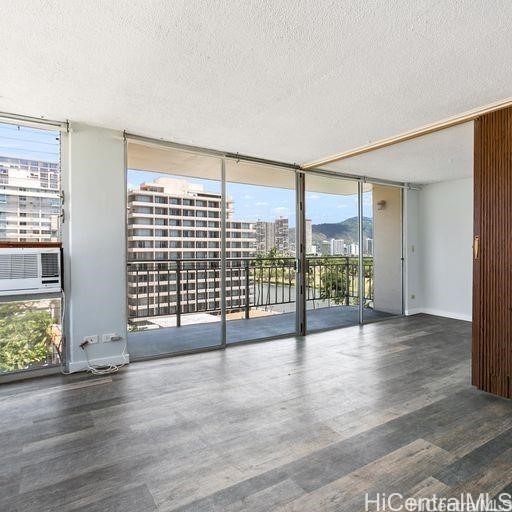 2415 Ala Wai Boulevard 907 Property Photo 5