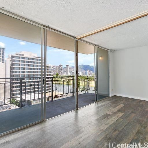 2415 Ala Wai Boulevard 907 Property Photo 6
