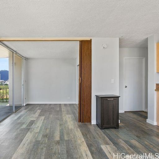 2415 Ala Wai Boulevard 907 Property Photo 11