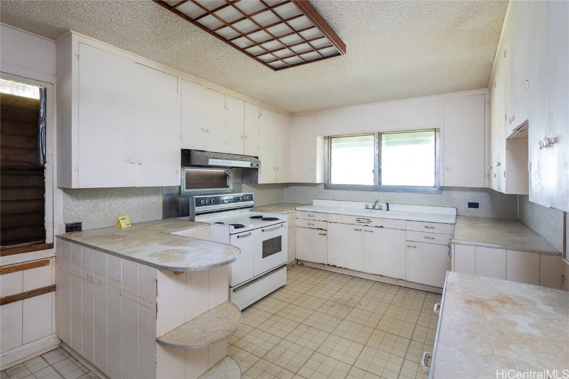 44-275 Kaneohe Bay Drive Property Photo 17