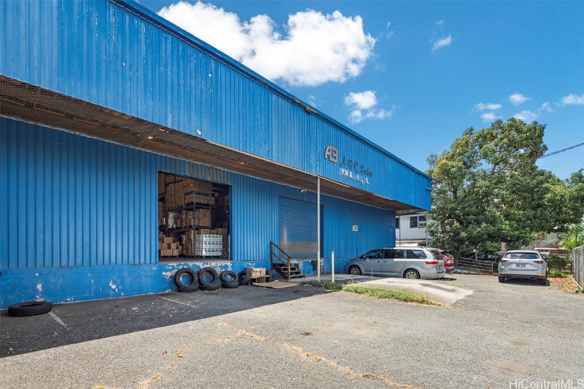 1930 Kahai Street Property Photo