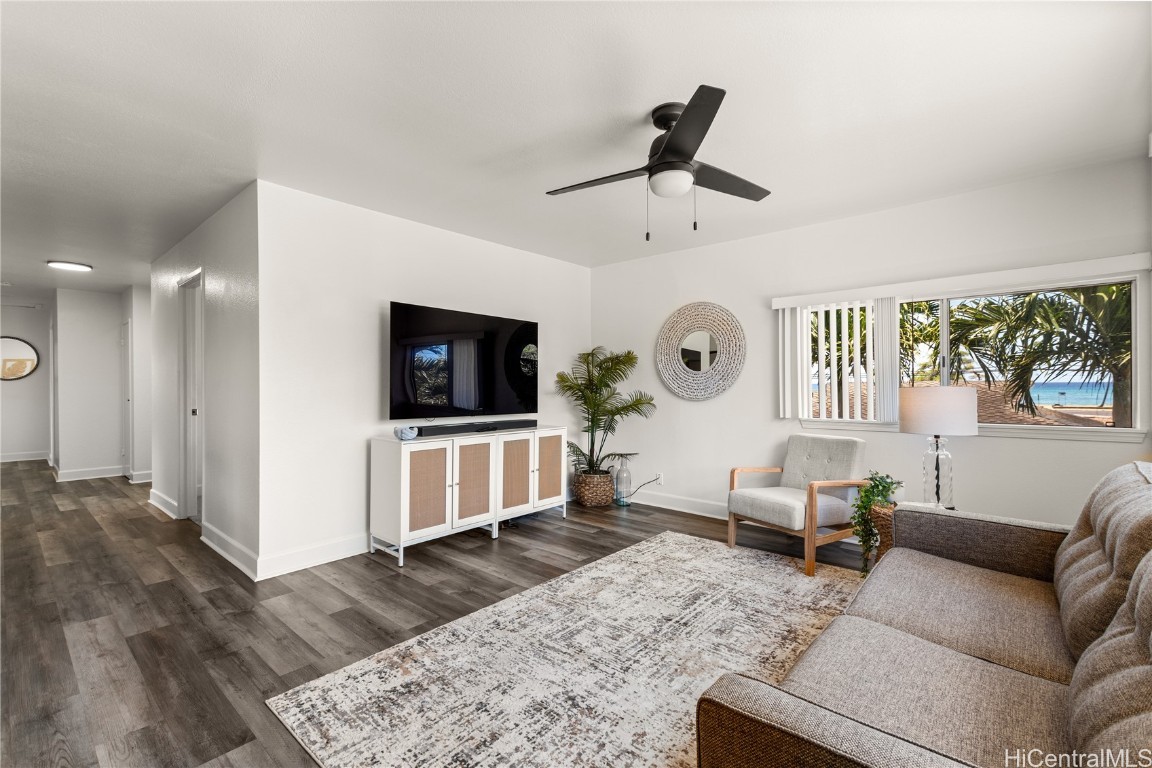 84-135 Orange Street Property Photo 3