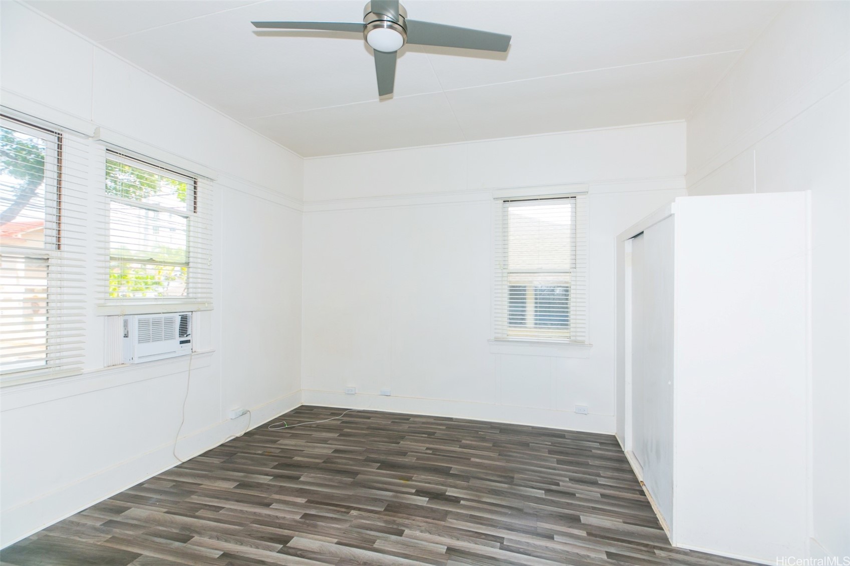 1103 10th Avenue Property Photo 8