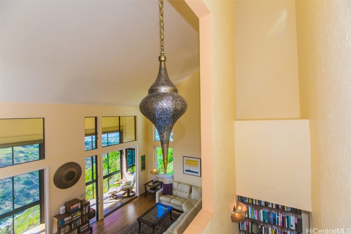 4959 Maunalani Circle 2 Property Photo 14