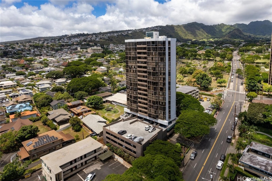 2040 Nuuanu Avenue 1804 Property Photo 1