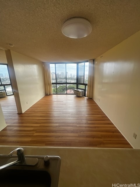 2040 Nuuanu Avenue 1804 Property Photo 5