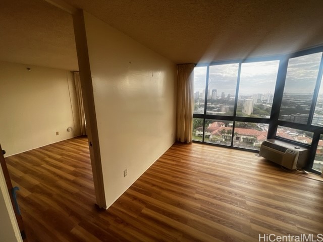 2040 Nuuanu Avenue 1804 Property Photo 8