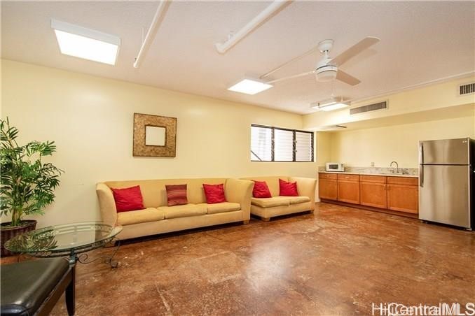 2040 Nuuanu Avenue 1804 Property Photo 15
