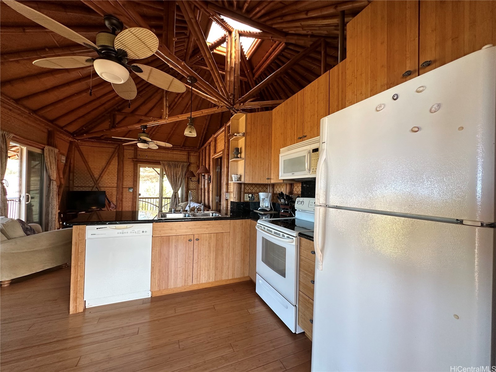 200/206 Awawa Road Property Photo 1