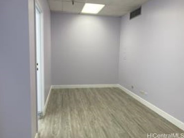 1542 Young Street Property Photo 7
