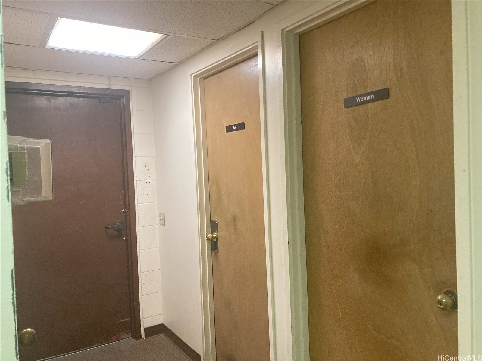 1542 Young Street Property Photo 13