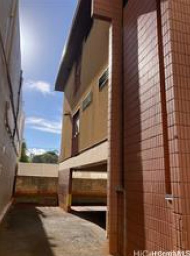 1542 Young Street Property Photo 23