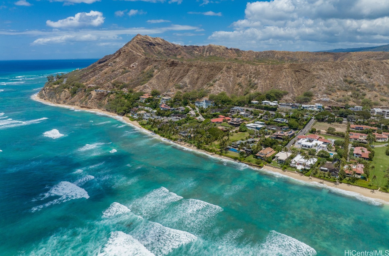 3735 Diamond Head Road Property Photo 1