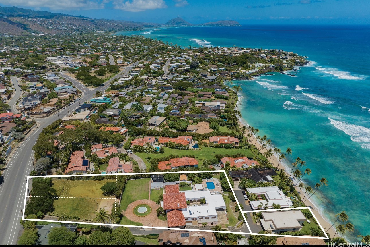 3735 Diamond Head Road Property Photo 2