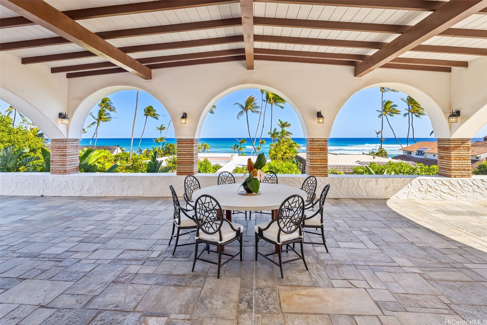 3735 Diamond Head Road Property Photo 9