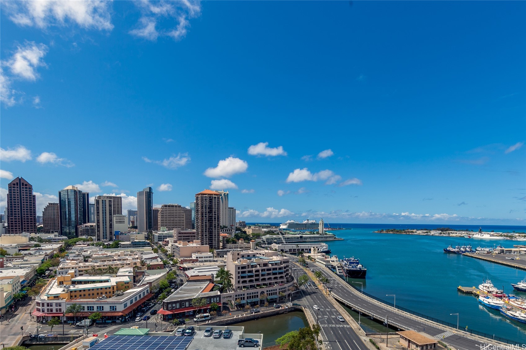 215 N King St Property Photo 11