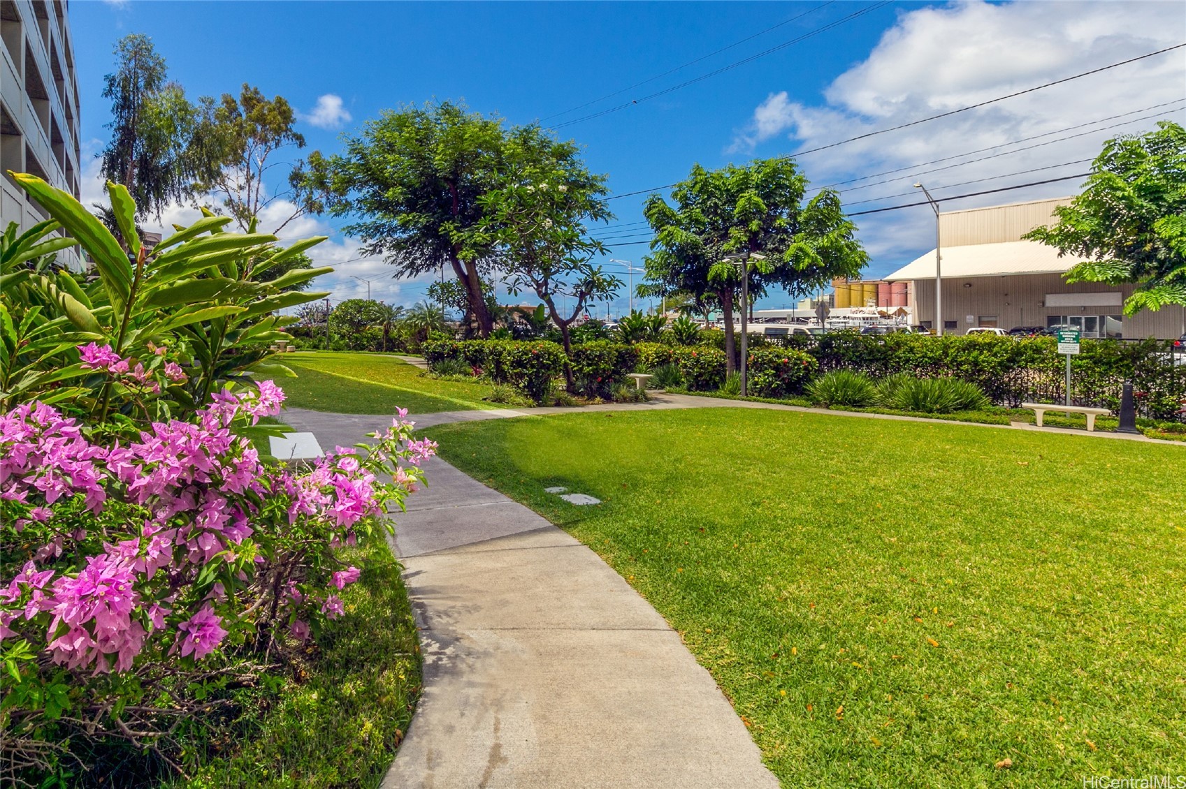 215 N King St Property Photo 14