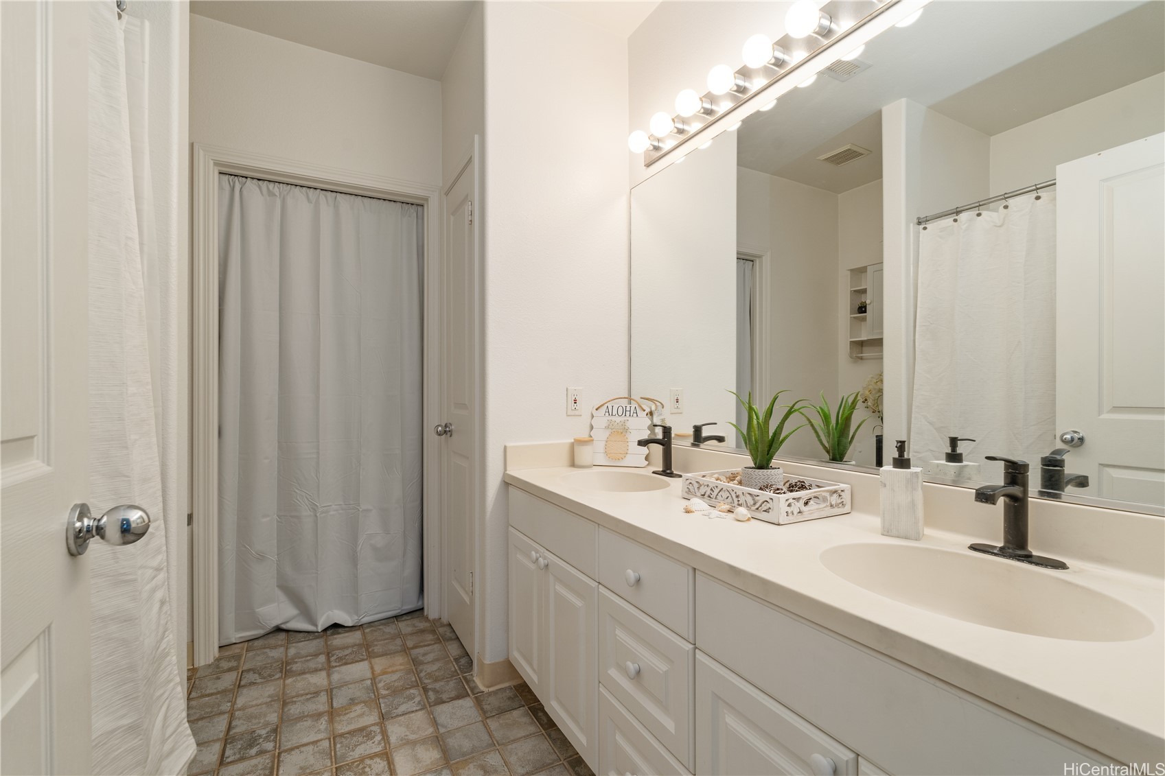 91-1061 Kaileolea Drive 2c1 Property Photo 10