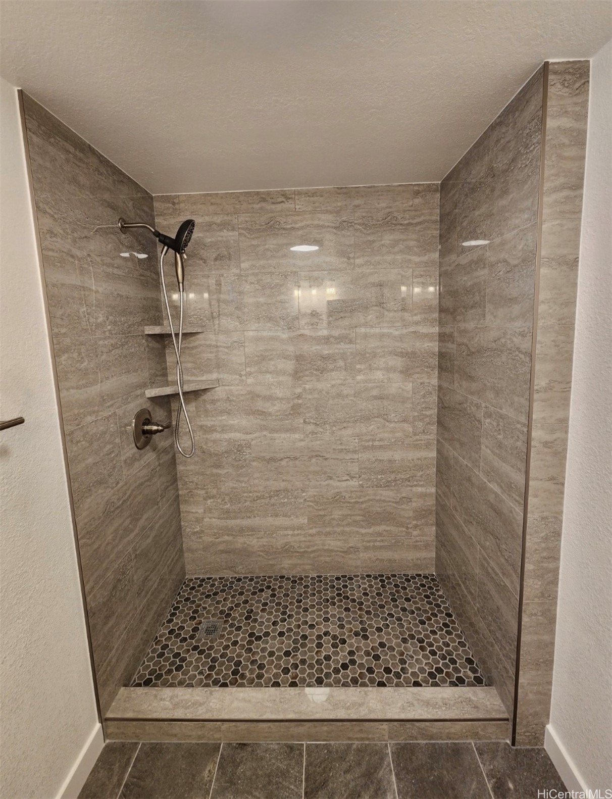 94-609 Kawele Place Property Photo 7