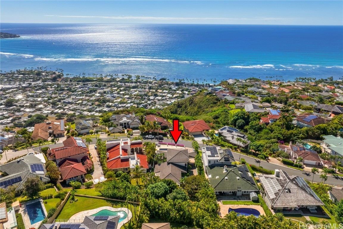 688 Kaulana Place Property Photo 12