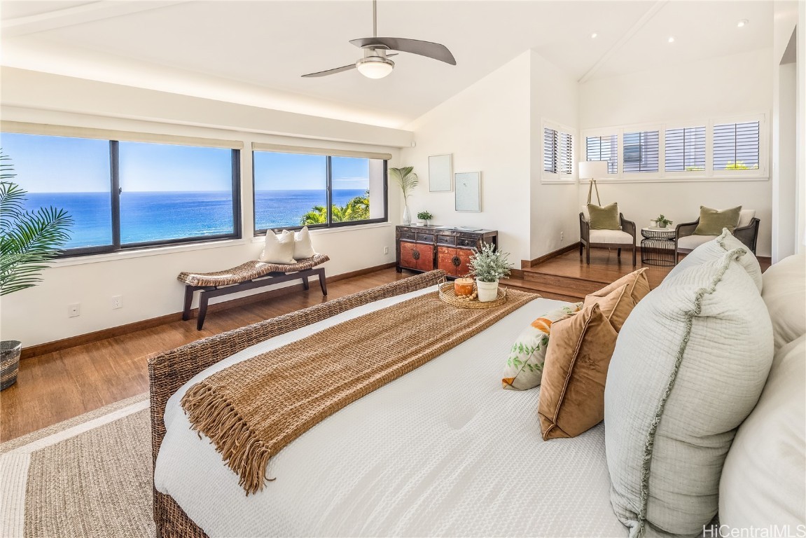 688 Kaulana Place Property Photo 14