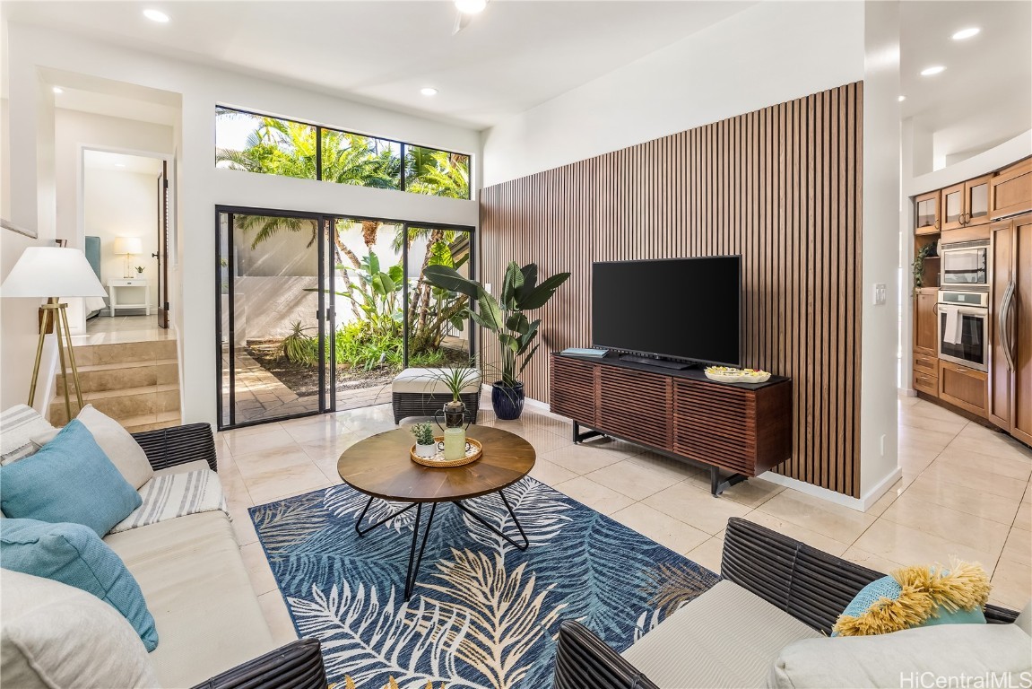 688 Kaulana Place Property Photo 19