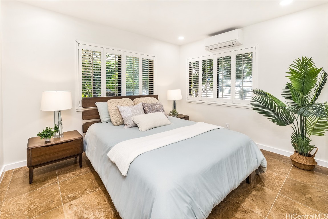 688 Kaulana Place Property Photo 22