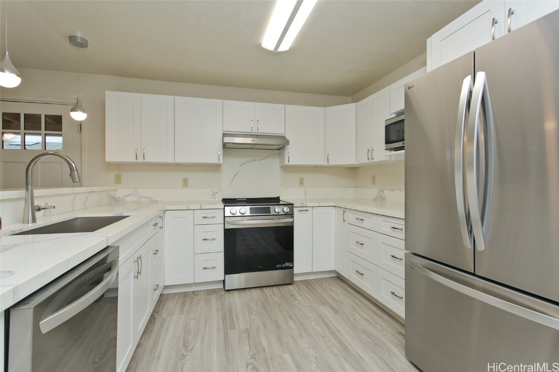 328 Clark St Property Photo 2
