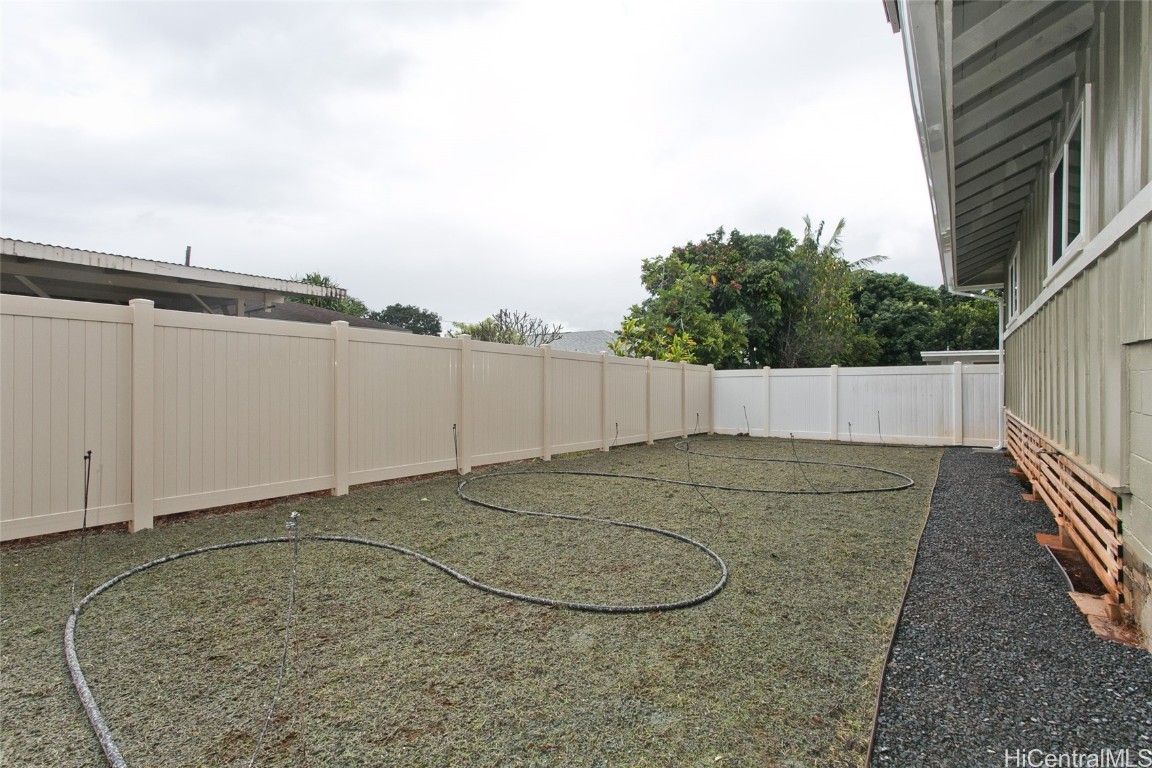 328 Clark St Property Photo 19