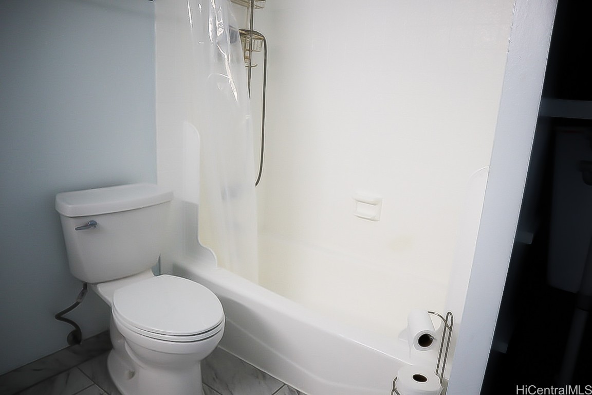 98-707 Iho Place 2102 Property Photo 10